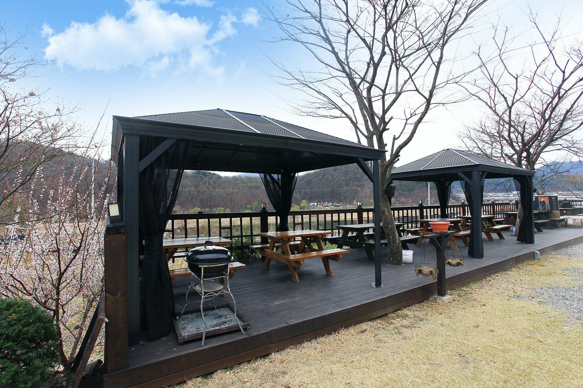 Forest Of Color Pension 洪川郡 外观 照片